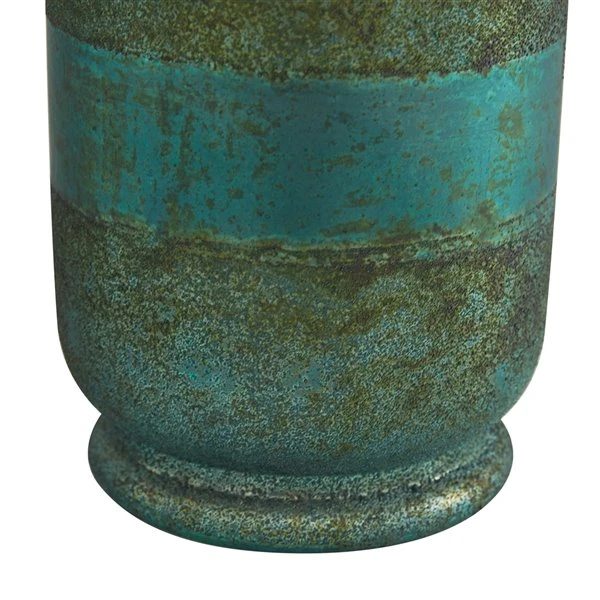 330862335_AlternateImage4_l.jpg Grayson Lane 1-Candle Green Glass Pillar Candle Holder - Set of 2 -GRAYSON LANE shop 330862335 AlternateImage4 l