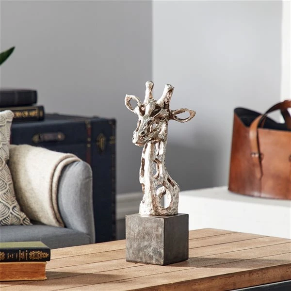 Grayson Lane Silver Polystone Giraffe 2 Grayson Lane Silver Polystone Giraffe - Image 2