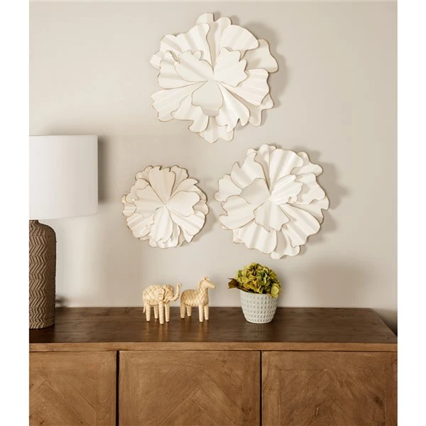 330901737_AlternateImage2_l.jpg Grayson Lane 19-in H x 19-in W White Metal Modern/Contemporary Ornamental Wall Accent - 3-Pack -GRAYSON LANE shop 330901737 AlternateImage2 l
