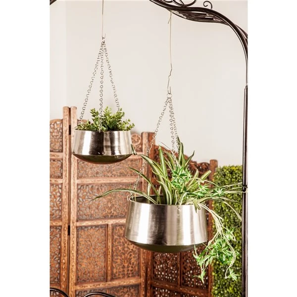 Grayson Lane 12-in W x 7-in H Silver Metal Hanging Wall Planter - 2-Pack 2 Grayson Lane 12-in W x 7-in H Silver Metal Hanging Wall Planter - 2-Pack - Image 2